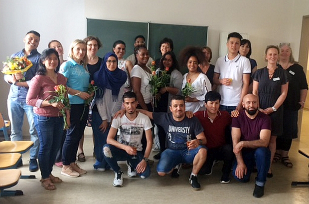 Foto: Studierende im Unterrichtsraum